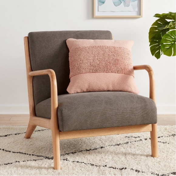 18" X 18" Modern Tufted Square Throw Pillow - in pink Blush